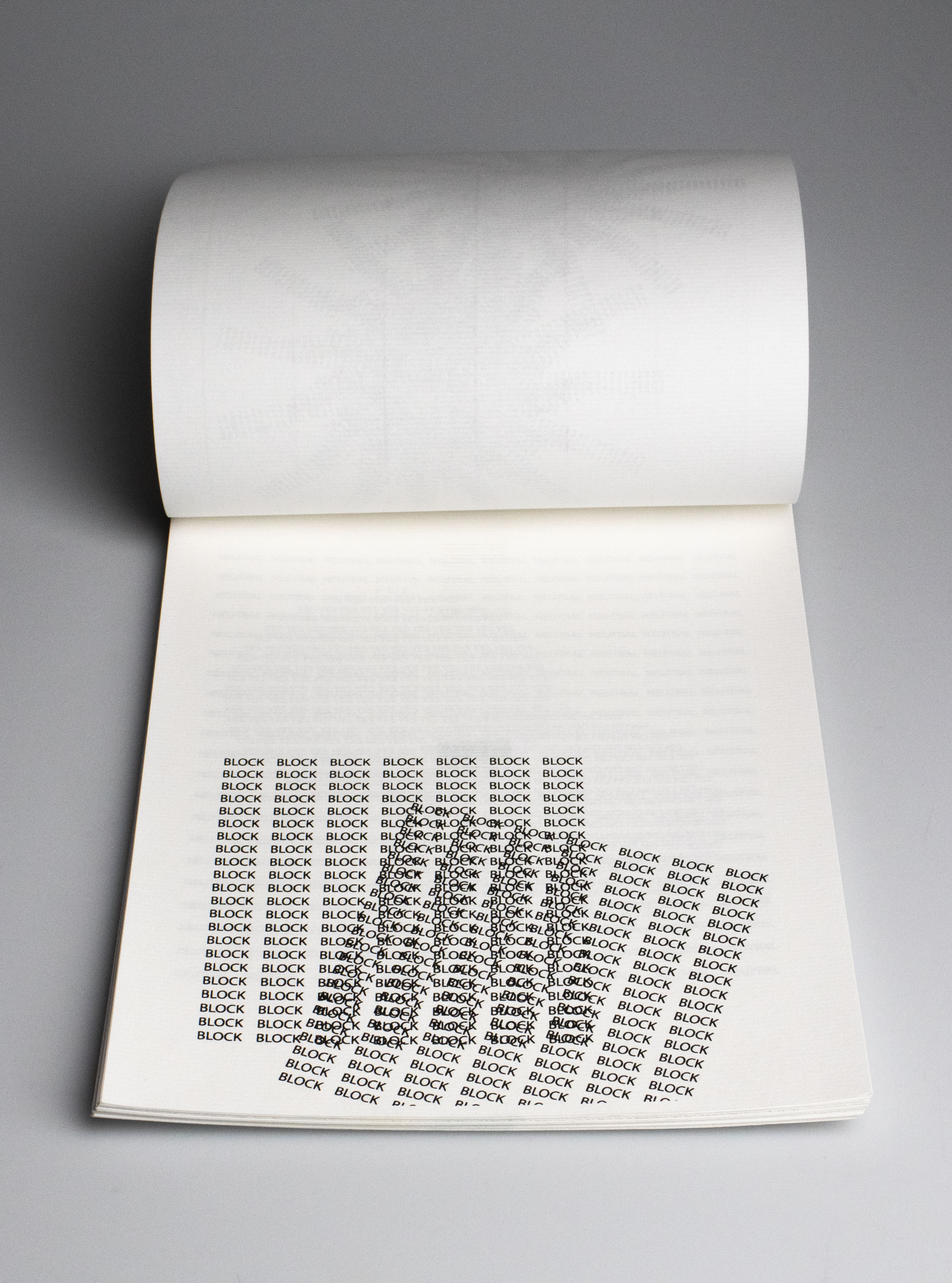 Pagina van het boek Concrete Poetry, Blocks